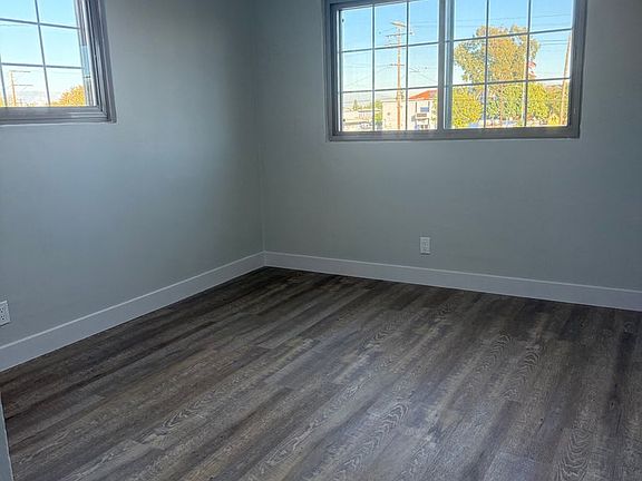 5th image of 1212 W 96th St APT 4