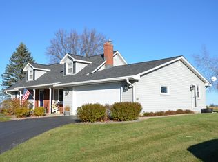 N5314 Herman Rd, Shiocton, WI 54170