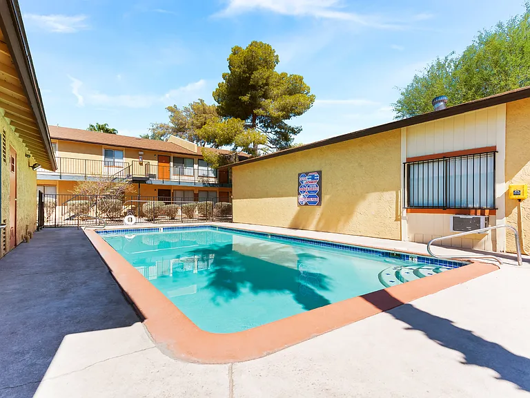 Rancho Alvarado — Photo 23