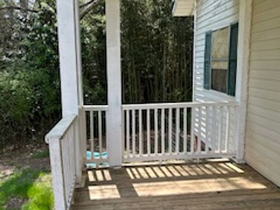 3rd image of 68 Maple St