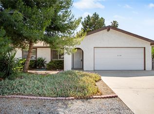 719 Lorraine Ln, Hemet, CA 92543