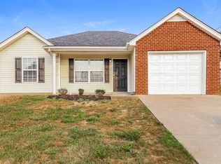 3025 Ace Wintermeyer Dr, La Vergne, TN 37086