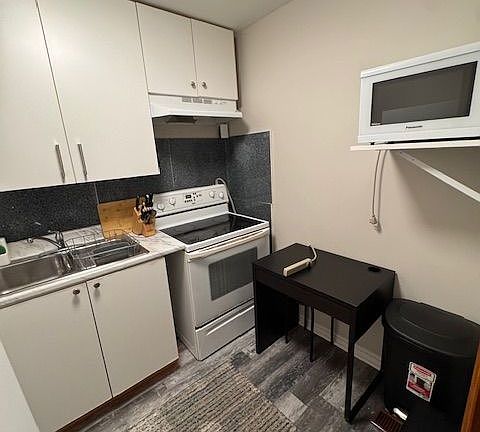 4th image of 2 Bradford St