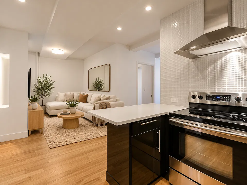 135 Christopher St #2A