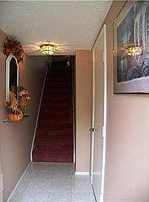 2nd image of 154 Ligonier Ln