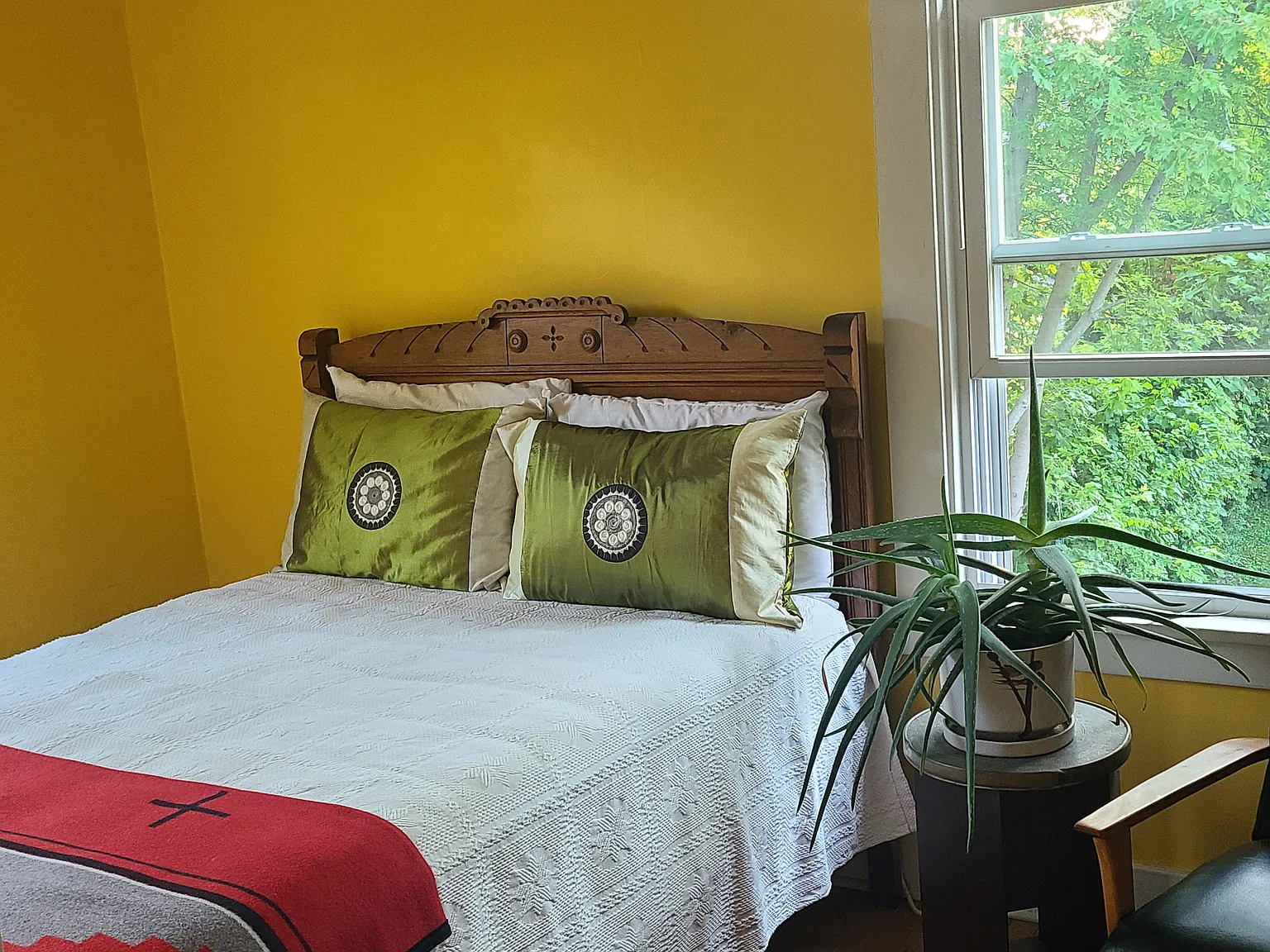 74 Van Schoick Ave — Photo 2