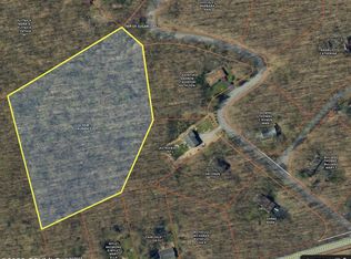 Mountain Ridge Rd, Sugarloaf, PA 18249