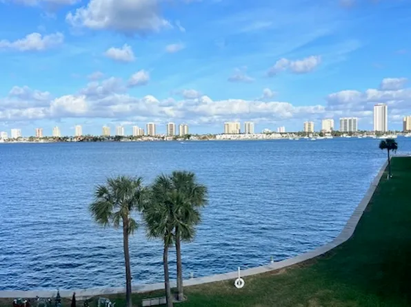 2936 Lake Shore Dr APT 409, Riviera Beach, FL 33404