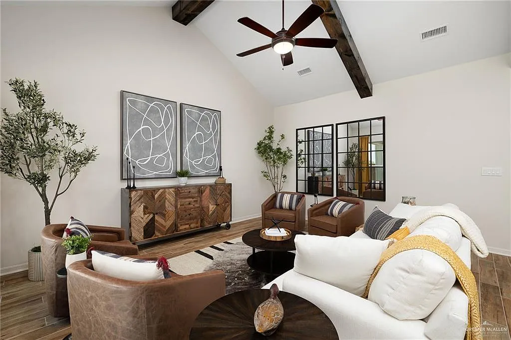 4 bed, 3.0 bath, 2706 sqft, $4,000 — Photo 4