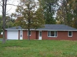 12076 N Everett Dr, Alexandria, IN 46001