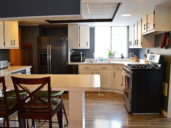 5th image of 8220 Long Island Ct