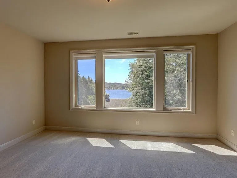 10925 SE Lake Rd — Photo 24