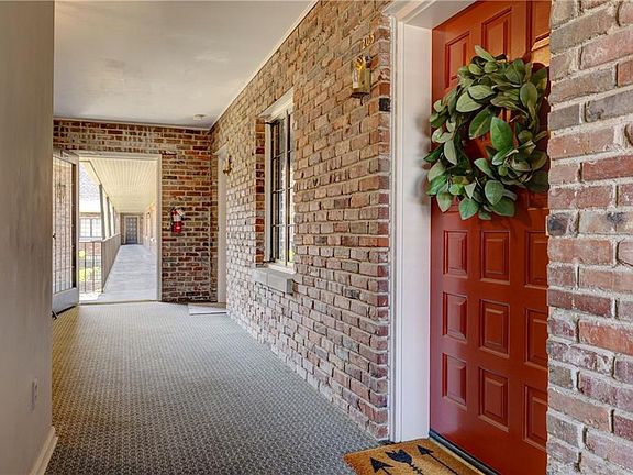 3rd image of 8361 Somerset Dr APT 205
