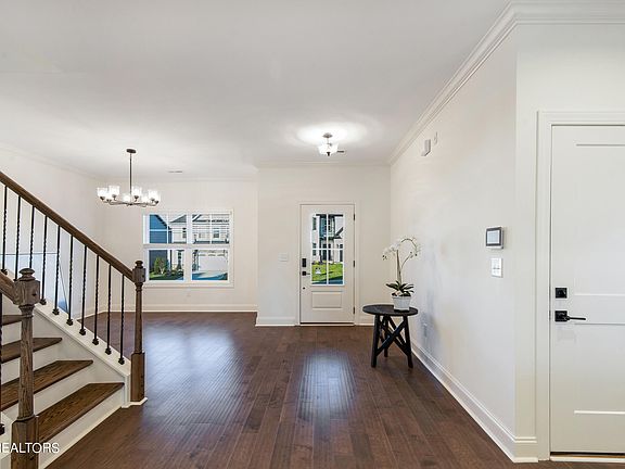 4th image of 1902 Melton Meadows Dr