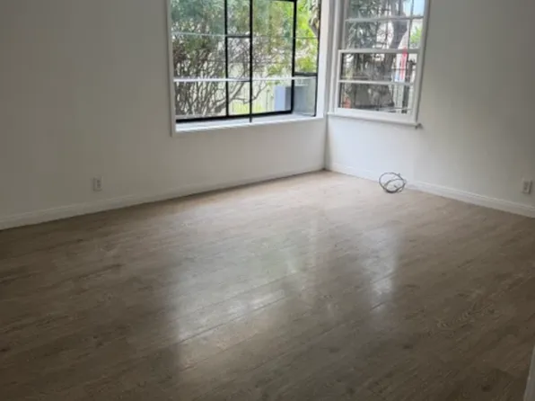 636 W Queen St, Inglewood, CA 90301