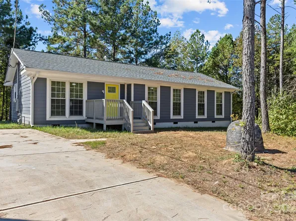 8341 Reedy Creek Rd, Charlotte, NC 28215