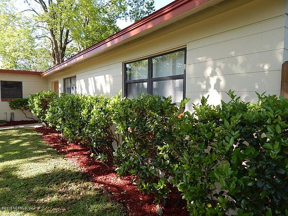 5th image of 2120 Figaro Ln