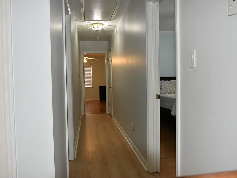 533 Oak Brook Dr — Photo 26