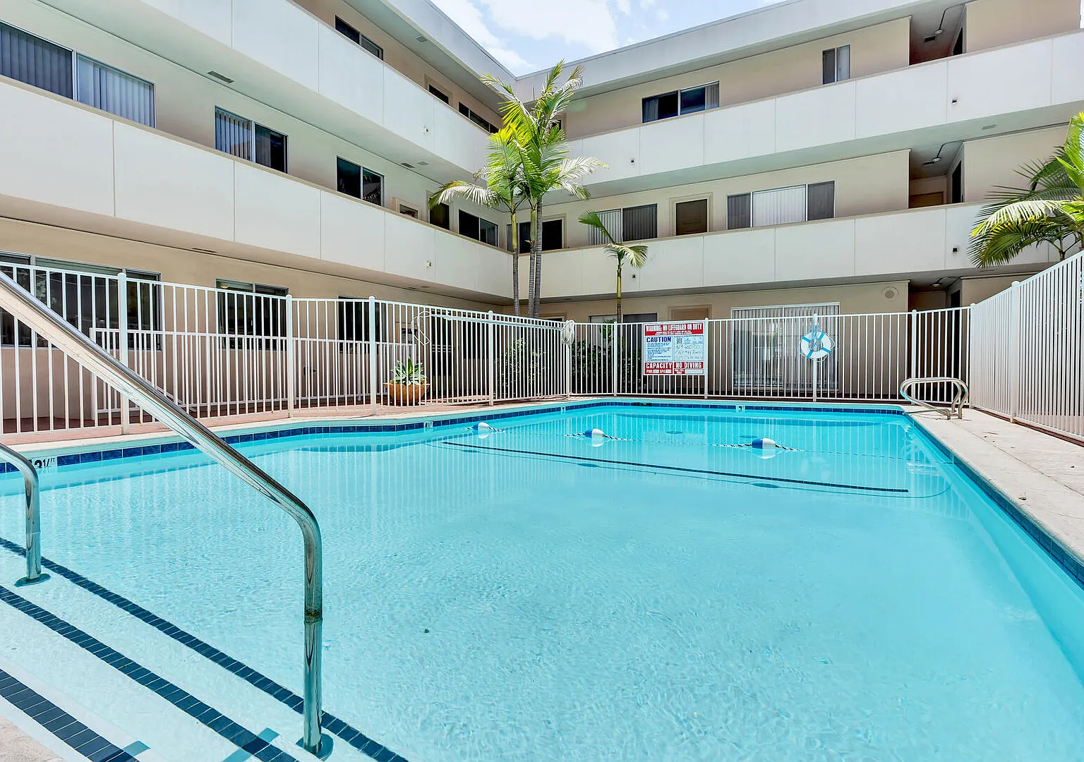 1 bed, 638 sqft, $3,600 — Photo 1