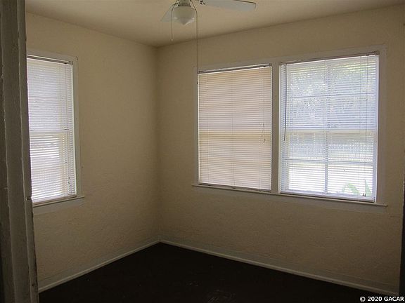 3rd image of 311 SE 8th St #2