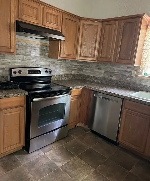 24328 W US Highway 27 — Photo 15