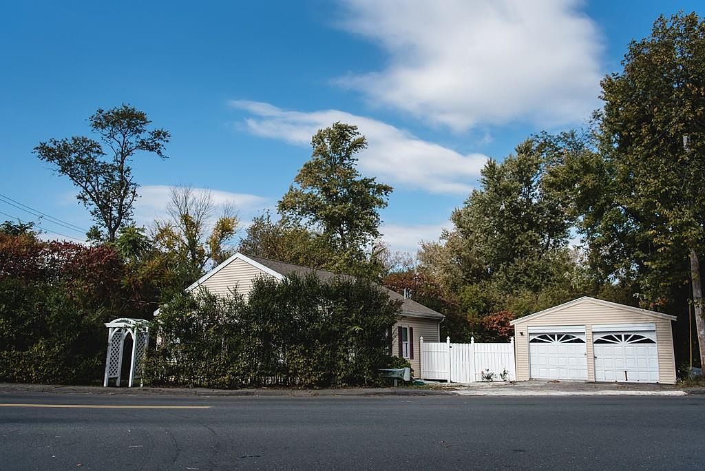 131 Vine St, Saugus, MA 01906 Zillow