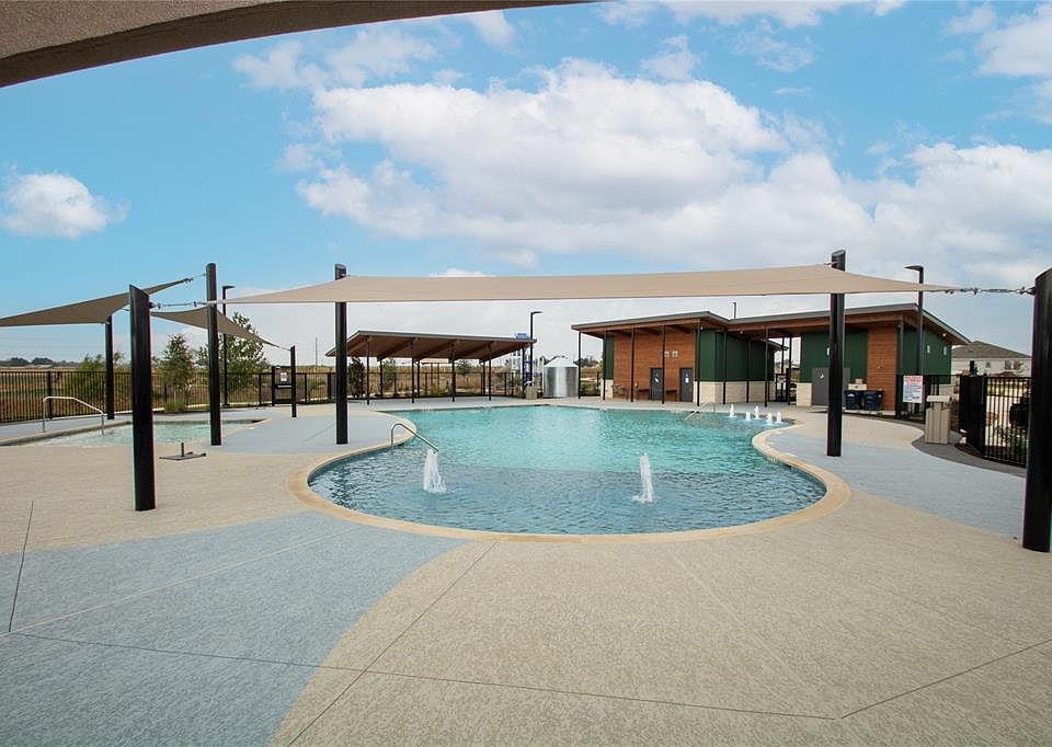 1st image of 401 Dragonfly Park