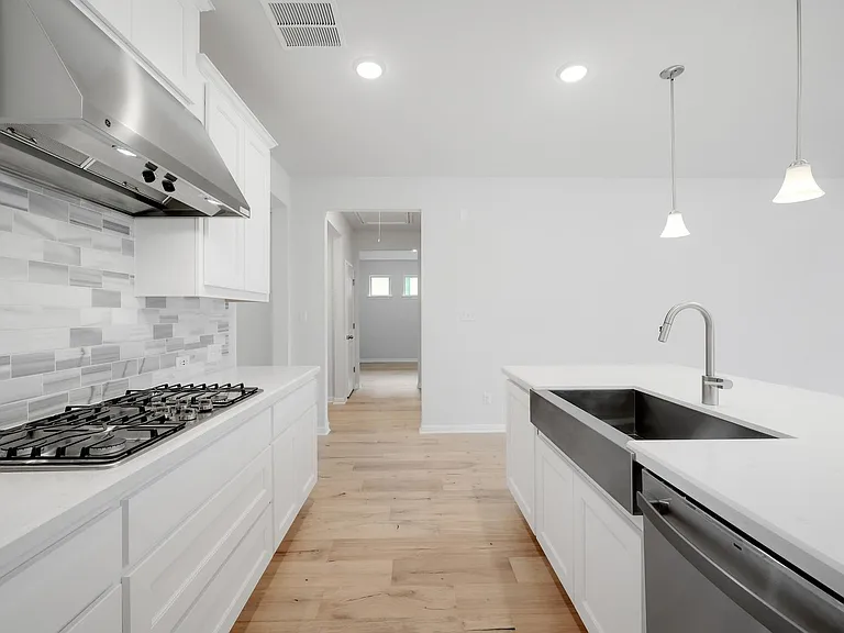1313 Marina Grand Ter — Photo 6