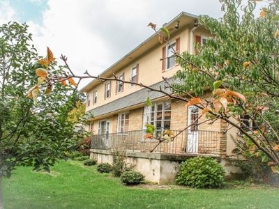 102 Bryn Mawr Ave, Bala Cynwyd, PA, 19004