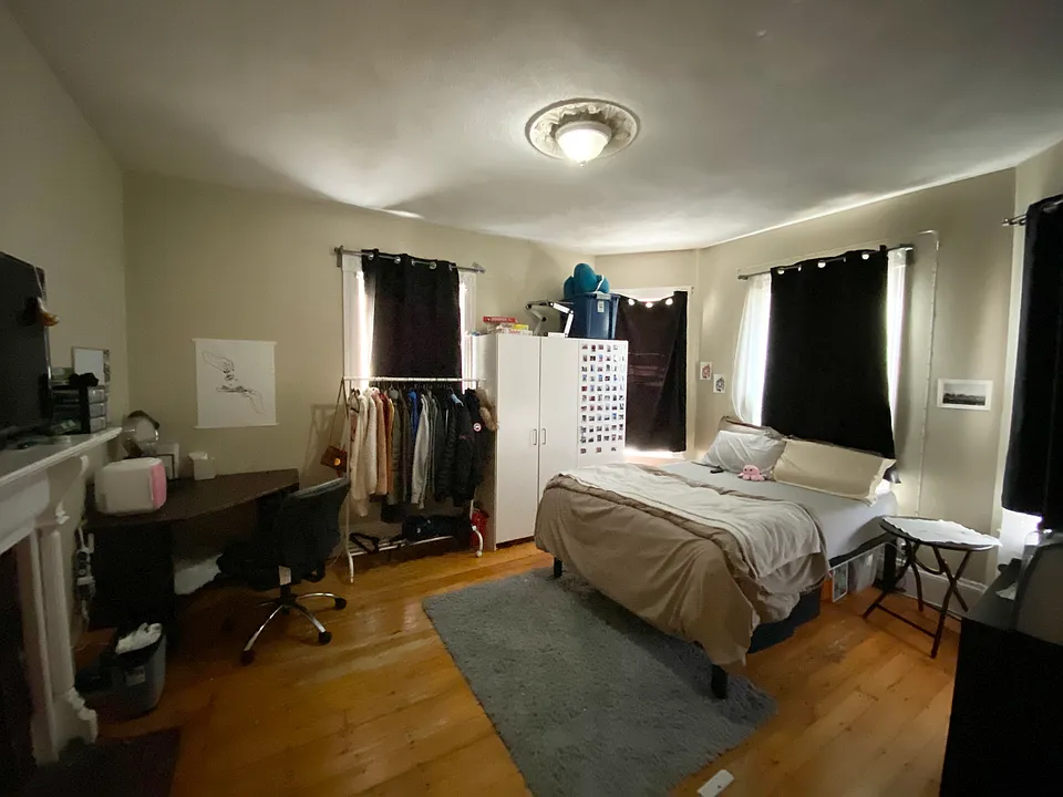 72 Calumet St #5