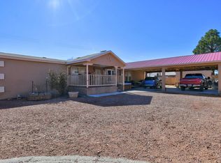 1114 Pear Dr SW, Albuquerque, NM 87105