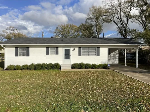 1325 Kendal St, Ville Platte, LA 70586