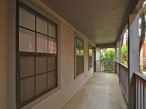 3rd image of 4209 Marathon Blvd APT 204