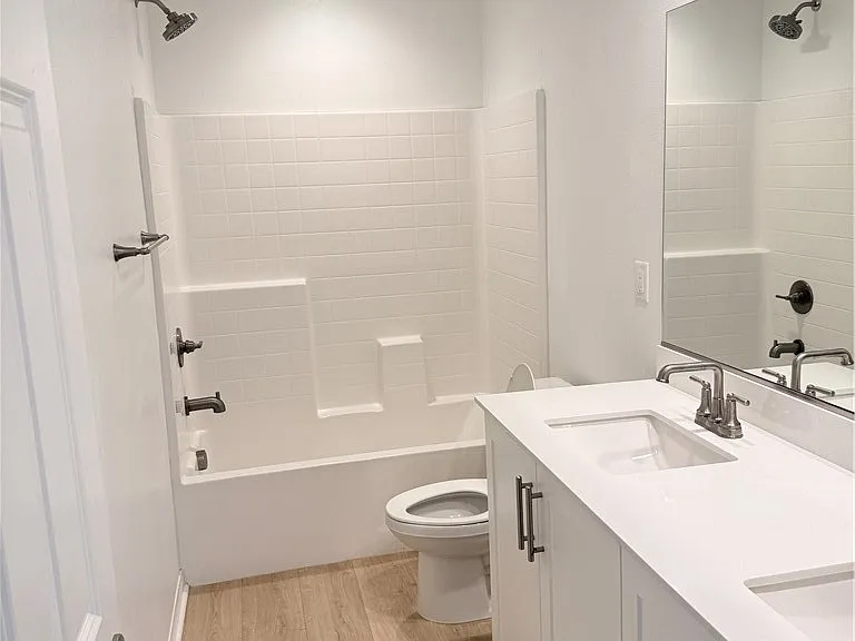 729 Sumac — Photo 10