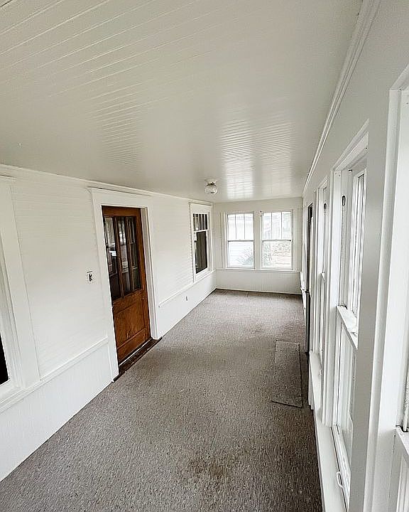 613 6th St, Sheldon, IA 51201 Zillow