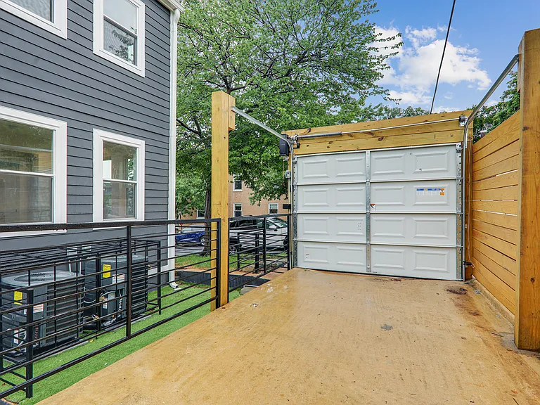 1600 Trinidad Ave NE #A — Photo 42
