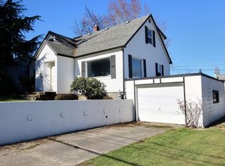 1121 E 64th St, Tacoma, WA 98404
