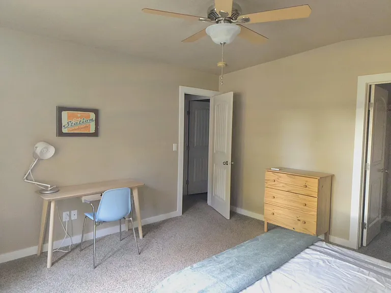 891 E Lockhart Ln — Photo 9