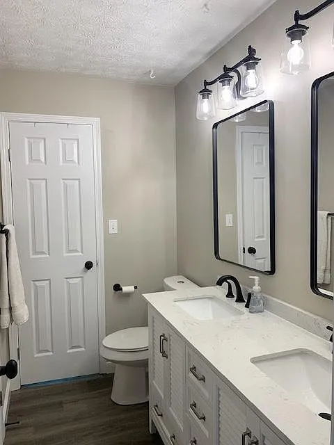 4 bed, 1.5 bath, 1624 sqft, $819 — Photo 4