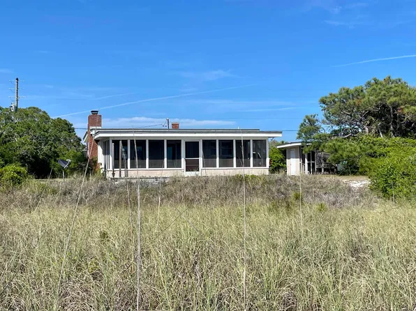 1505 Alligator Dr, Alligator Pt, FL 32346