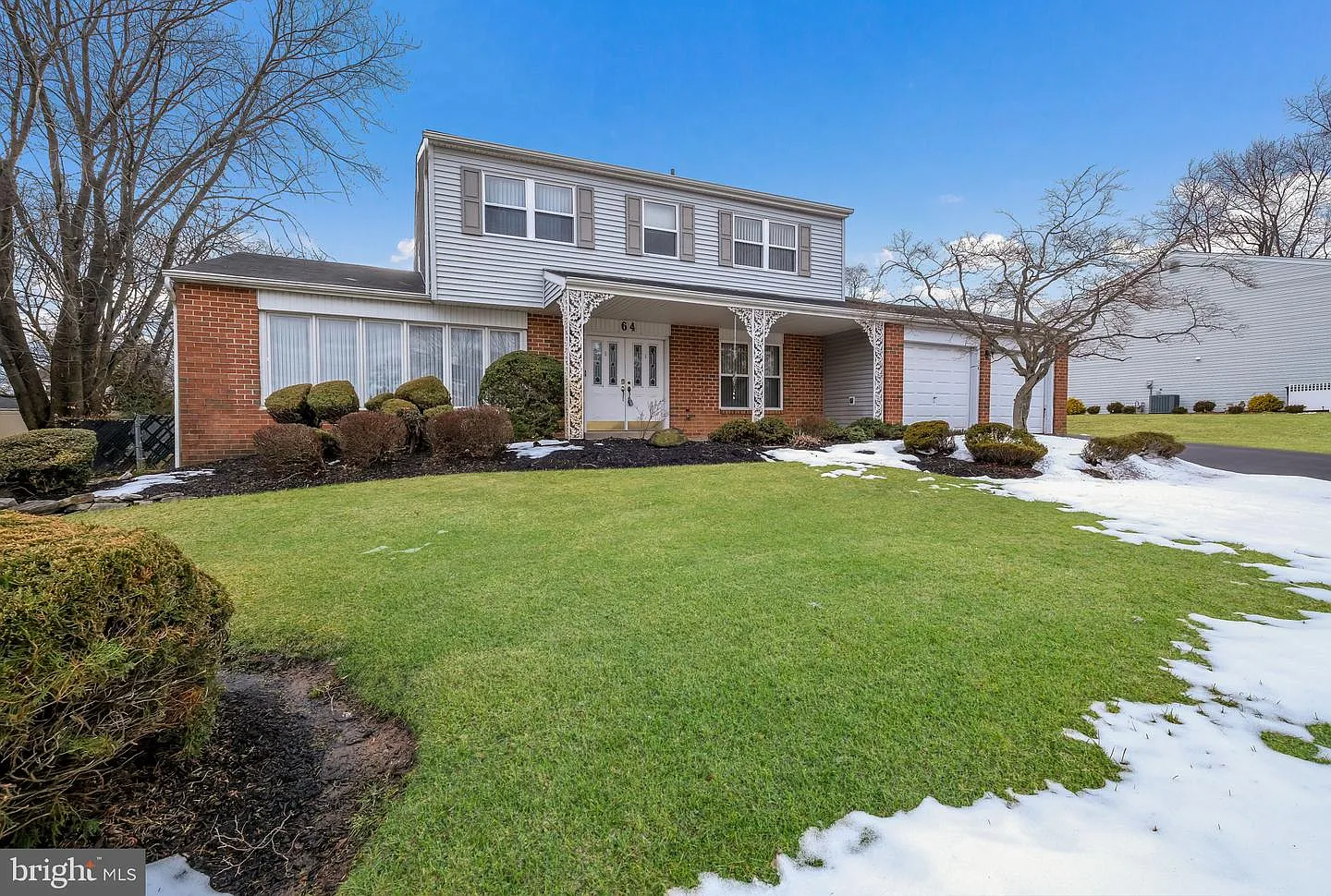 64 Springwood Dr photo 1