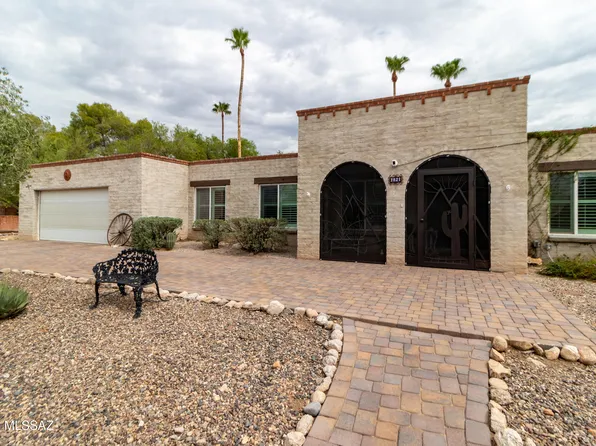 7821 E Oakwood Pl, Tucson, AZ 85750