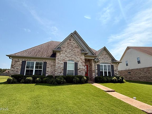 2nd image of 4928 E Margarette Cir