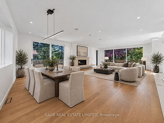 2nd image of 2 Addison Cres