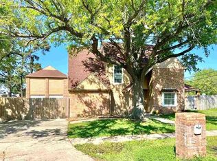 835 Redwing St, Bridge City, TX 77611