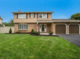 808 Blair Rd, Bethlehem, PA 18017