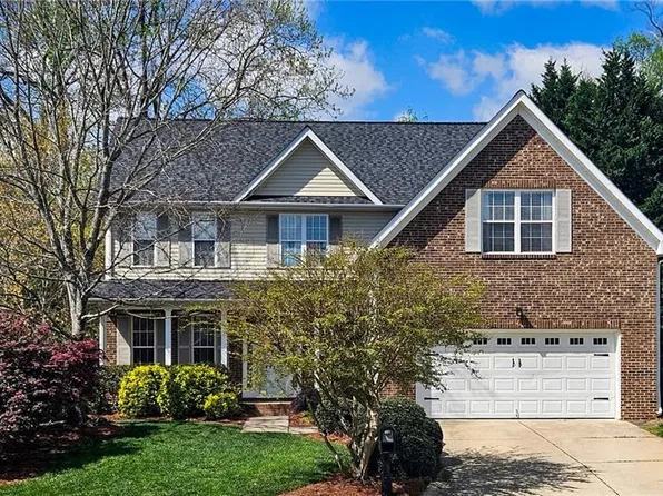 4521 Camden Ridge Dr, Greensboro, NC 27410