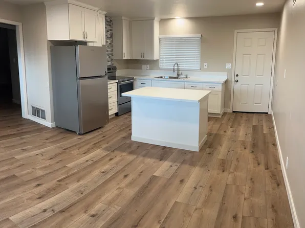 1225 Riker St #10, Salinas, CA 93901