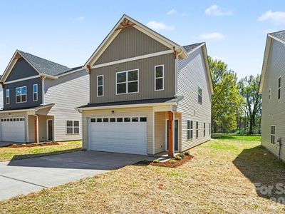 564 W Wilson Ave, Mooresville, NC, 28115