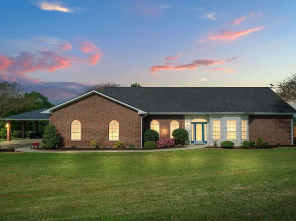 170 Lookout Ct, Hallsville, TX 75650